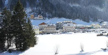 Alpinea Apartman *